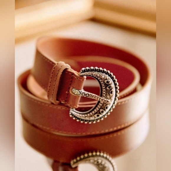 Louve belt, Size 75 - Picture 2 of 4